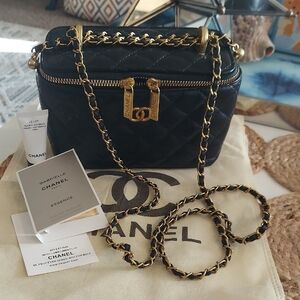 CC Beaute Makeup Bag Crossbody Bundle GWP